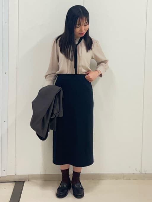 Rihoさんの「Reflect｜【配色ボウタイ付き】八分袖ジョーゼットブラウス」を使ったコーディネート