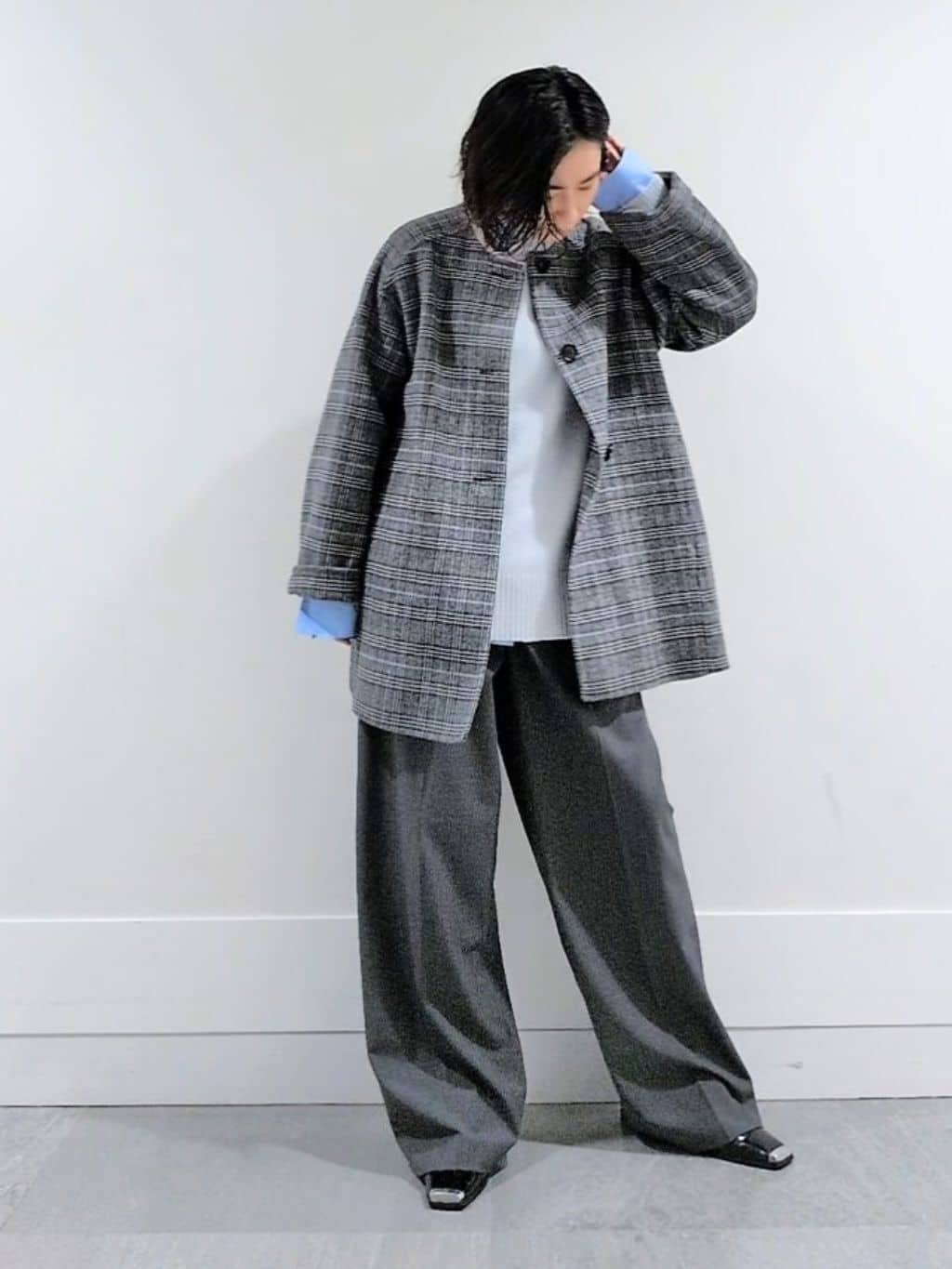 ミズタさんの「UNTITLED｜【ミディ丈/軽やか】セミラグランリバー コート」を使ったコーディネート