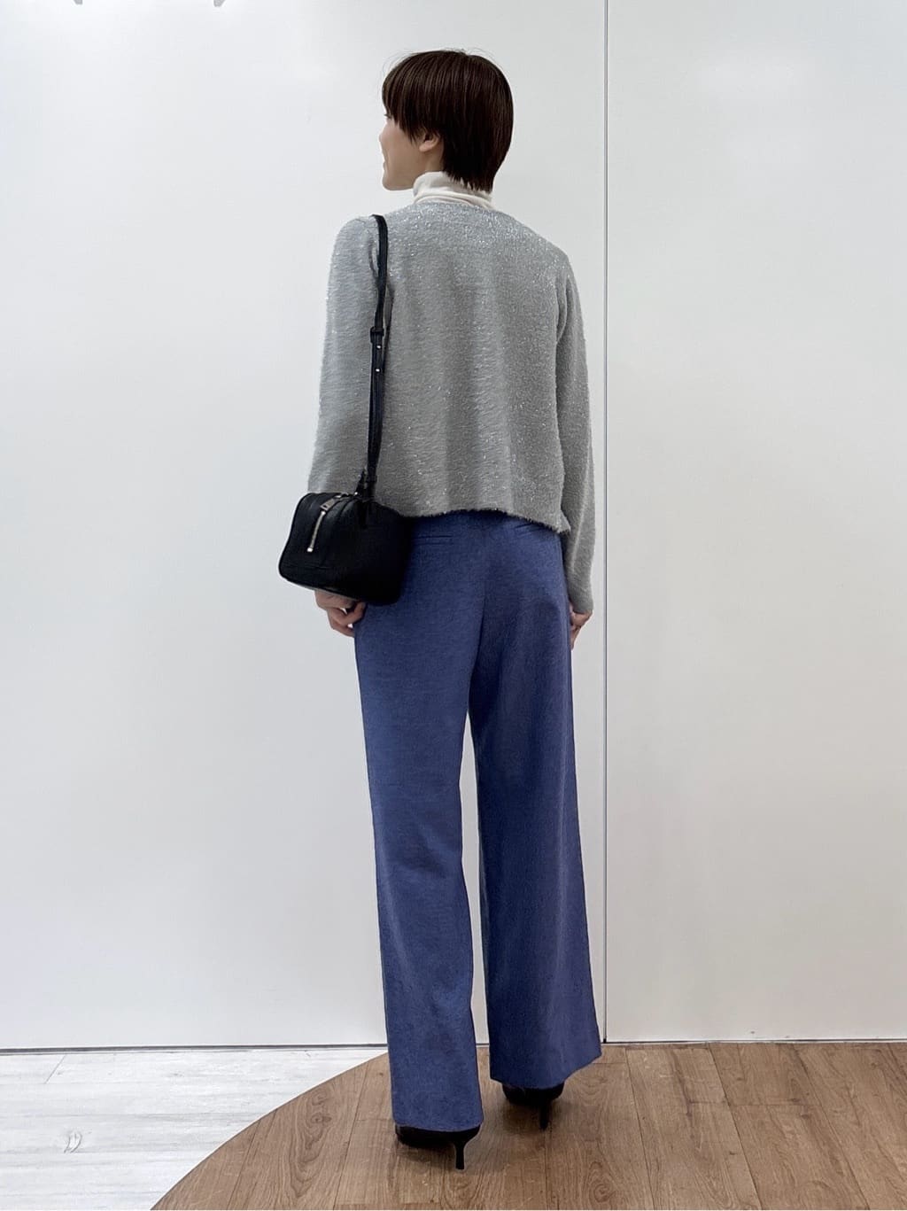 kanaeさんの「INDIVI｜【洗える】ラメニットカーディガン」を使ったコーディネート