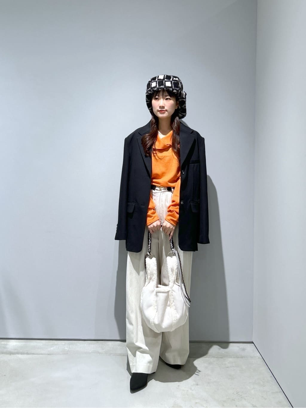 Renoさんの「INDIVI｜ダブルクロスオーバージャケット」を使ったコーディネート