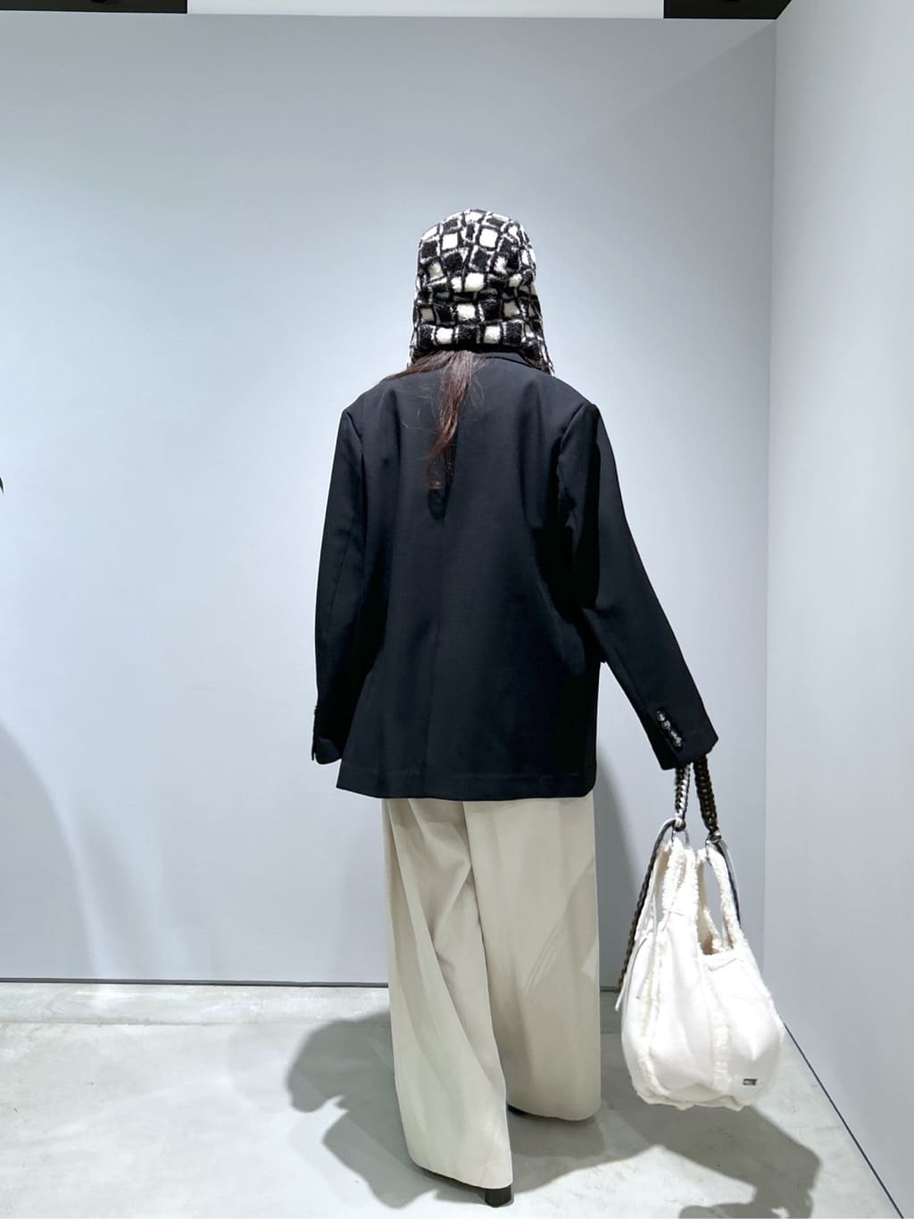 Renoさんの「INDIVI｜ダブルクロスオーバージャケット」を使ったコーディネート