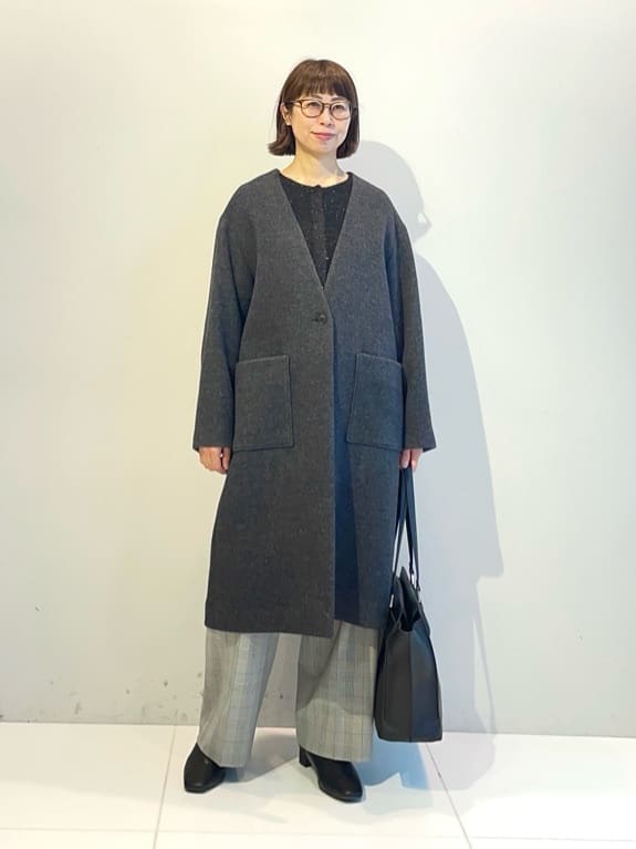 murayamaさんの「INDIVI｜【軽量／ウール混】ライトフォルム ロングコート」を使ったコーディネート