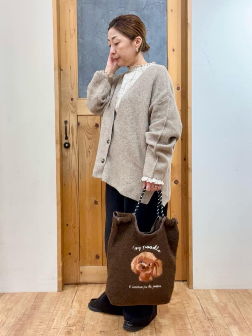 ゆみさんの「SHOO･LA･RUE｜ギャザーネックが女性らしさをプラスする ハイネックブラウス」を使ったコーディネート