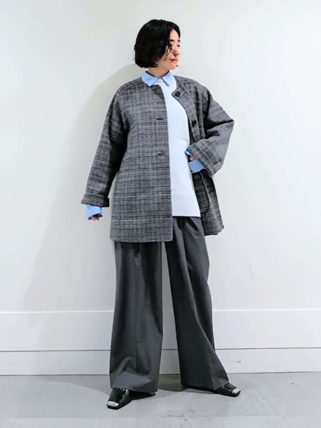 ミズタさんの「UNTITLED｜【ミディ丈/軽やか】セミラグランリバー コート」を使ったコーディネート