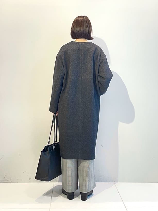 murayamaさんの「INDIVI｜【軽量／ウール混】ライトフォルム ロングコート」を使ったコーディネート