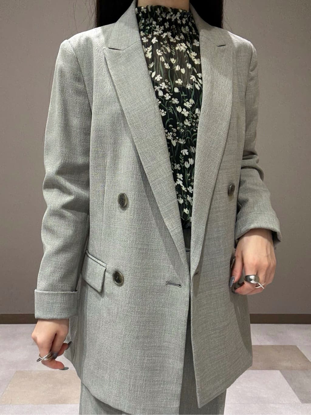 KEIKOさんの「INDIVI｜【洗える／セットアップ可能】凹凸ストレッチ素材ダブルジャケット」を使ったコーディネート