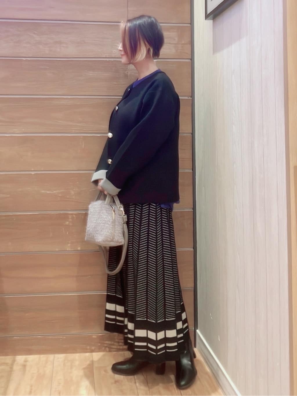 aaamiさんの「SHOO･LA･RUE｜【高レビュー/洗濯機可】ゆるシルエットで体型カバー もちもちニット」を使ったコーディネート