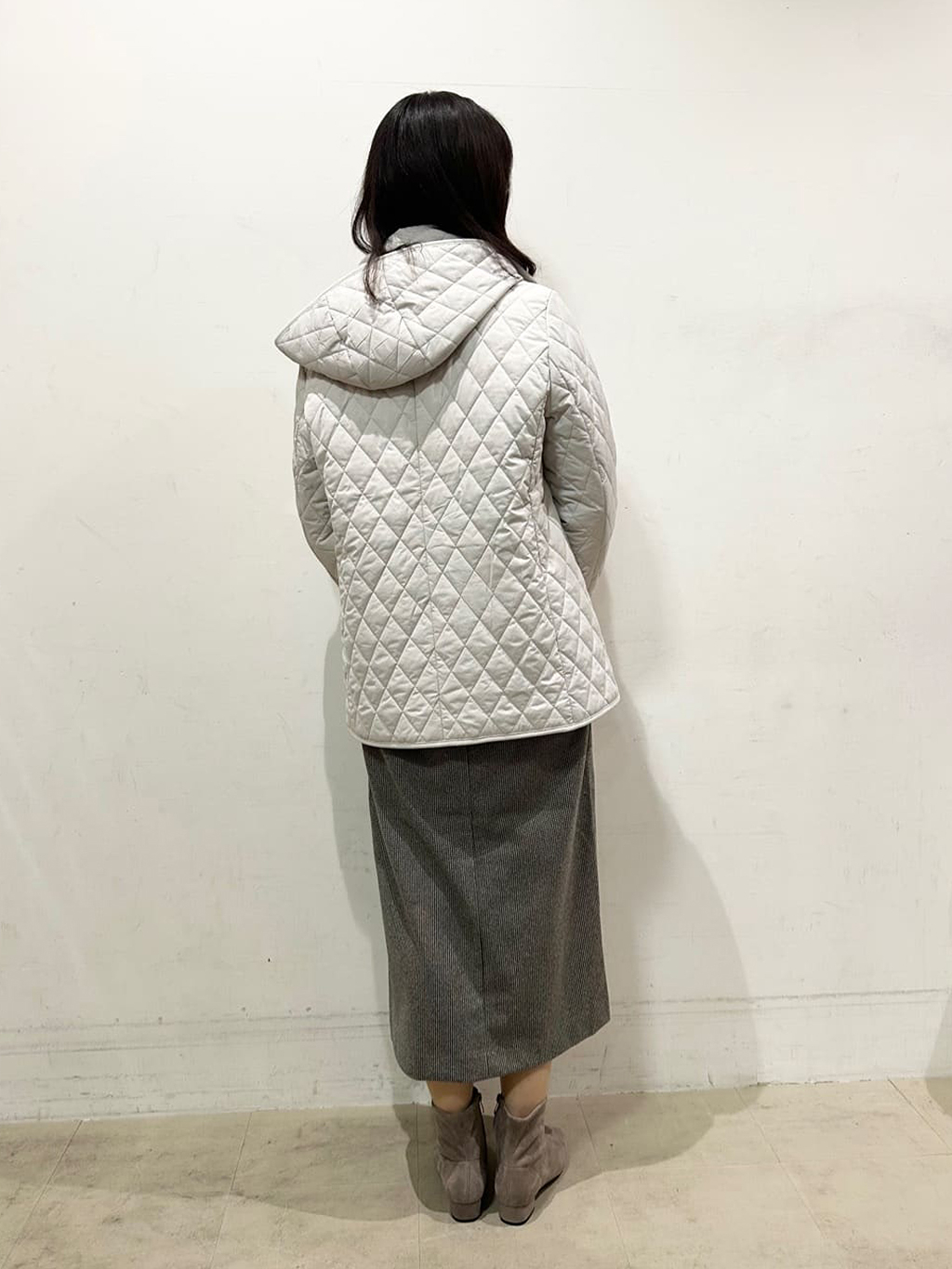 Mさんの「SHOO･LA･RUE｜【洗濯機可/ちくちくしにくい】大人のための スウェットライク刺繍ロゴニット」を使ったコーディネート
