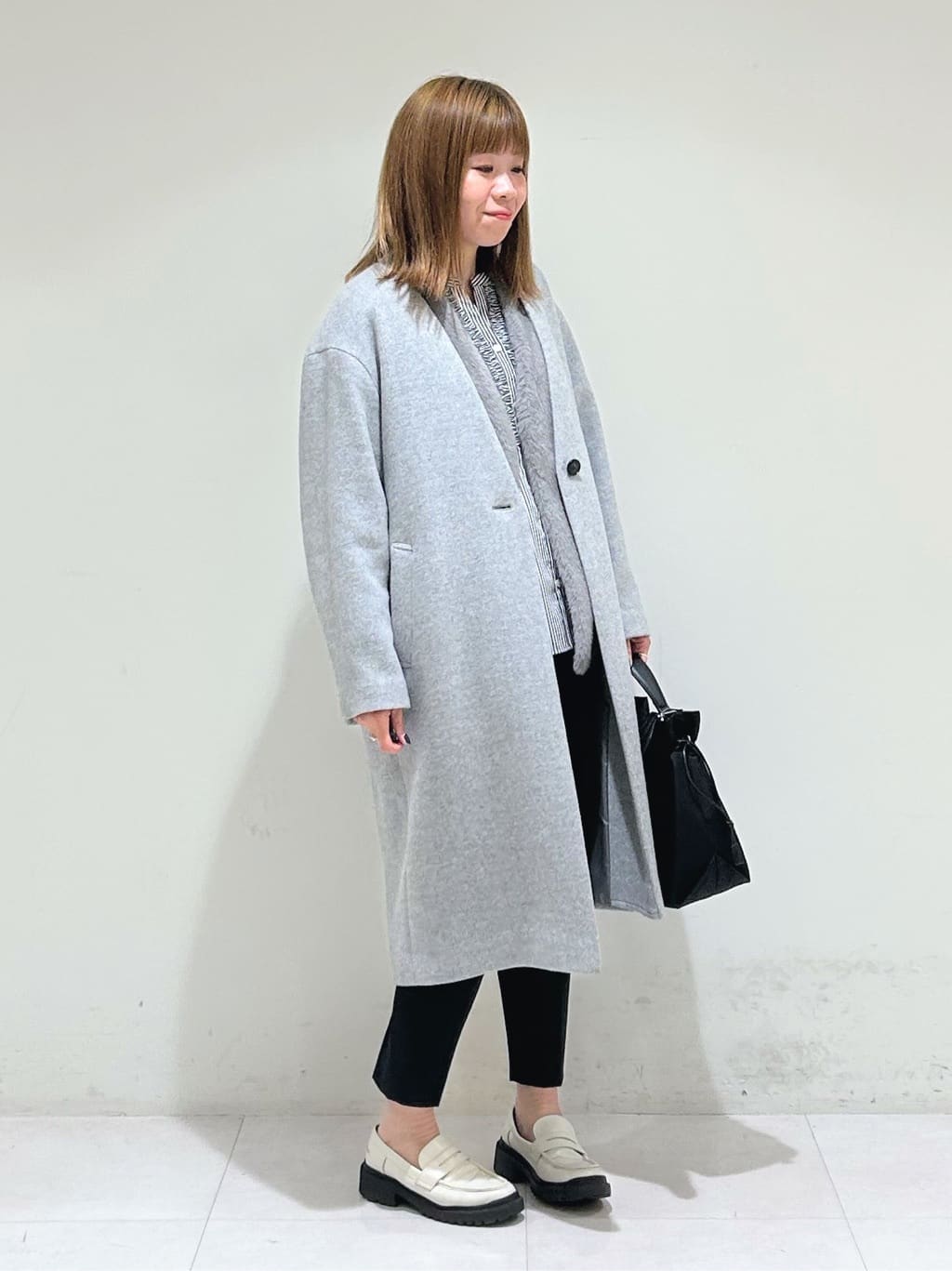 tsuyuさんの「INDIVI｜【軽量／ウール混】ライトフォルム ロングコート」を使ったコーディネート