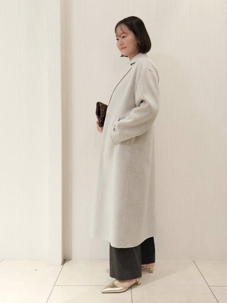 naokoさんの「UNTITLED｜【アンサンブル可/洗える/ボタンなし】シルクウールカシミヤ 着流しカーディガン」を使ったコーディネート