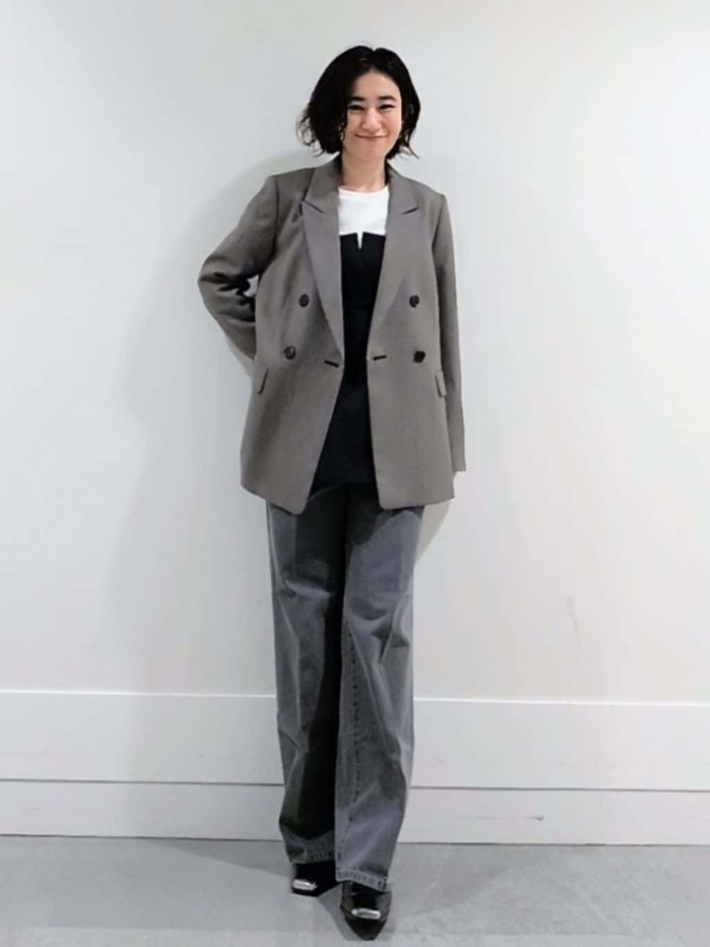 ミズタさんの「UNTITLED｜【洗える/ゆったりシルエット】ビスチェドッキング　プルオーバー」を使ったコーディネート