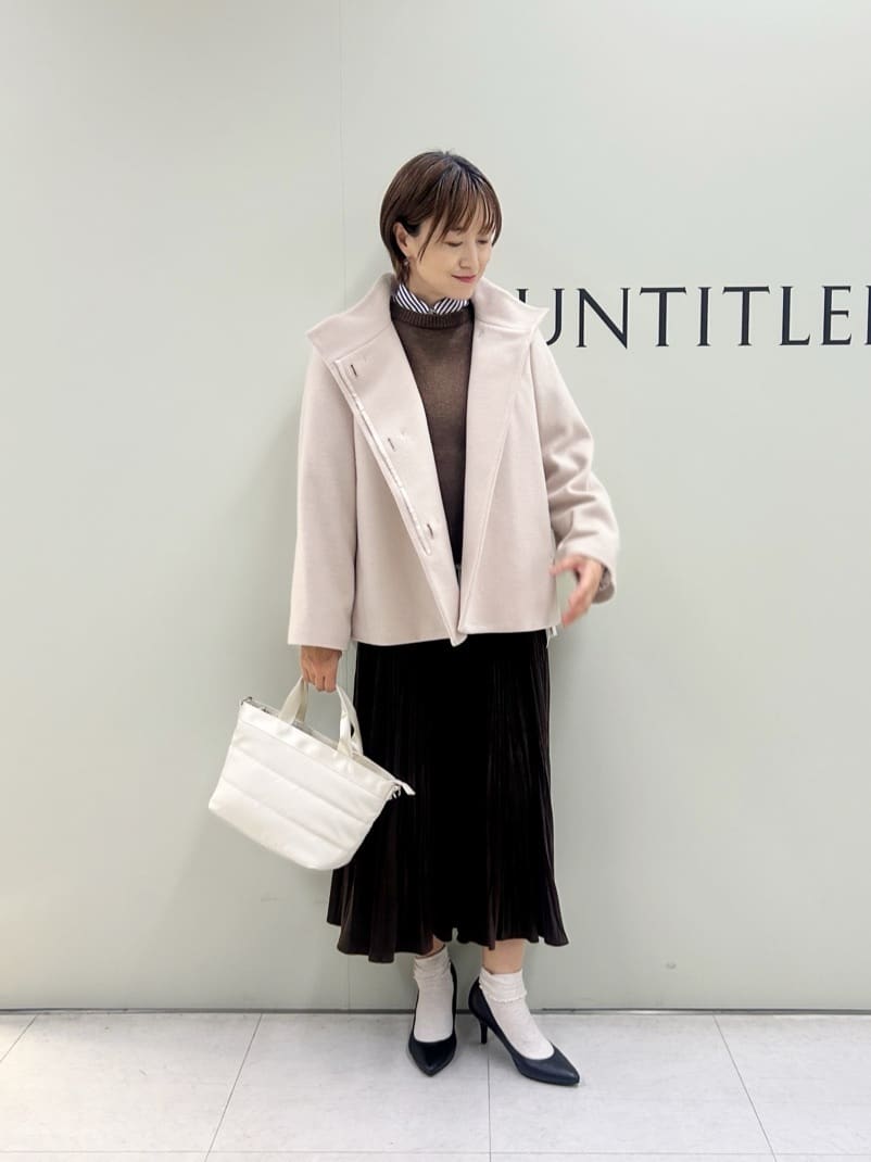 Mikiさんの「UNTITLED｜【着回しが効く／オンオフアウター】ウールショートコート」を使ったコーディネート