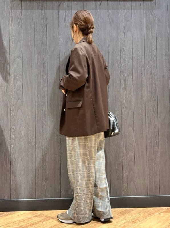 meiさんの「SHOO･LA･RUE｜グラフィックアソート ベーシックロンT」を使ったコーディネート