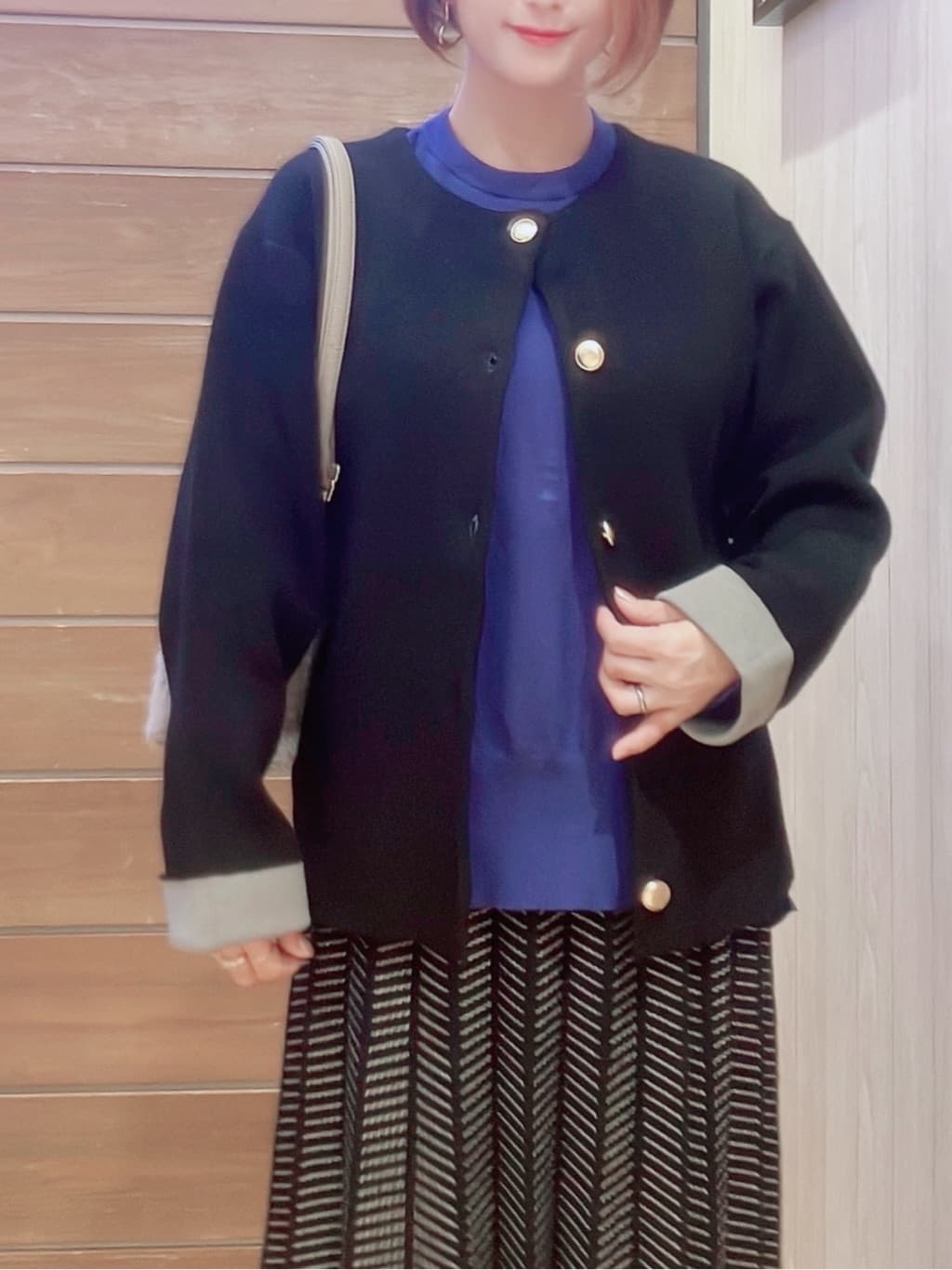 aaamiさんの「SHOO･LA･RUE｜【高レビュー/洗濯機可】ゆるシルエットで体型カバー もちもちニット」を使ったコーディネート