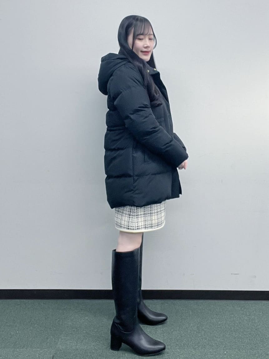 Hitomiさんの「index｜KAWADAダウンドロストミドルコート【撥水／洗濯機OK／2WAY／静電気防止裏地】《XS～3L》」を使ったコーディネート