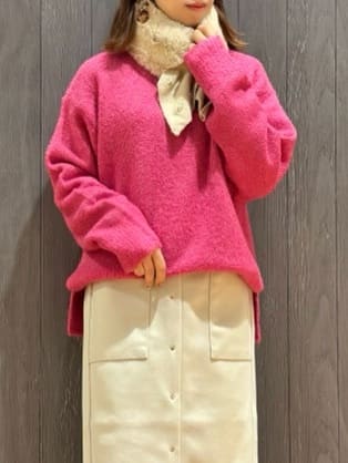 meiさんの「SHOO･LA･RUE｜【S-LL/あったか】すらりときれい見え ベイカー風ナロースカート」を使ったコーディネート