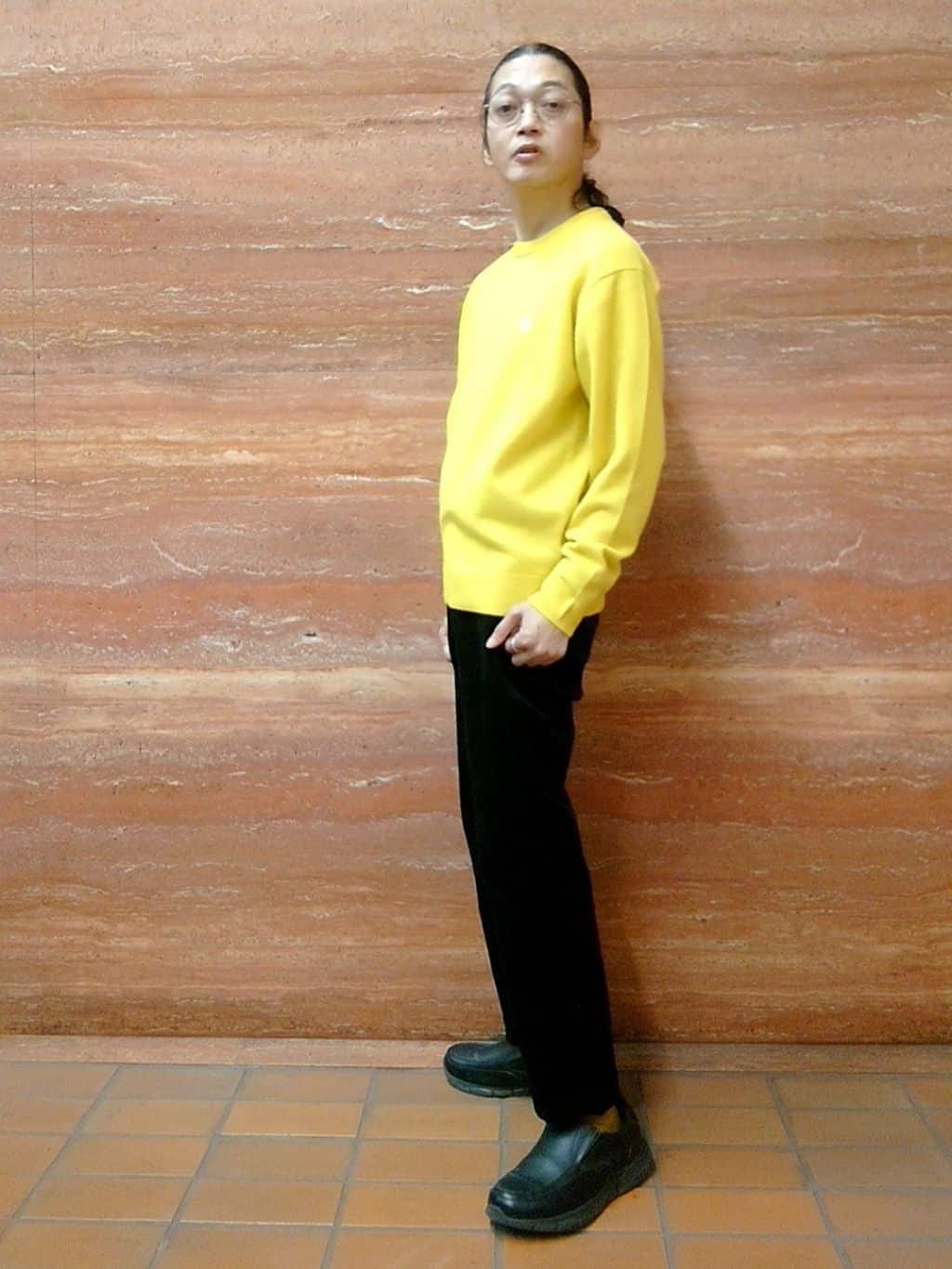 かしげるさんの「TAKEO KIKUCHI｜【Air Palette Knit】ワンポイント カラーニット プルオーバー」を使ったコーディネート
