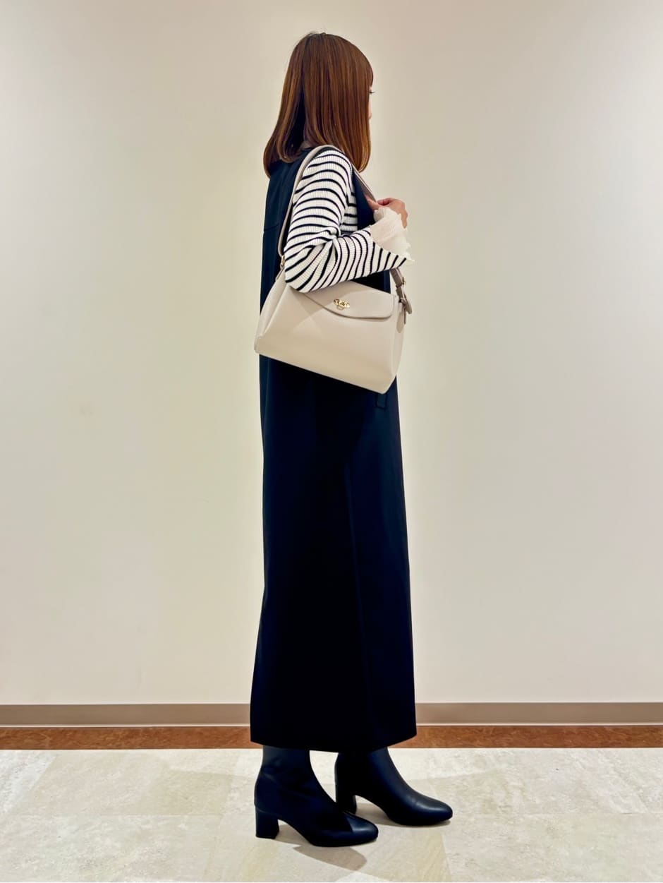 miさんの「grove｜【ウール混】軽やかに羽織れるショートコート」を使ったコーディネート