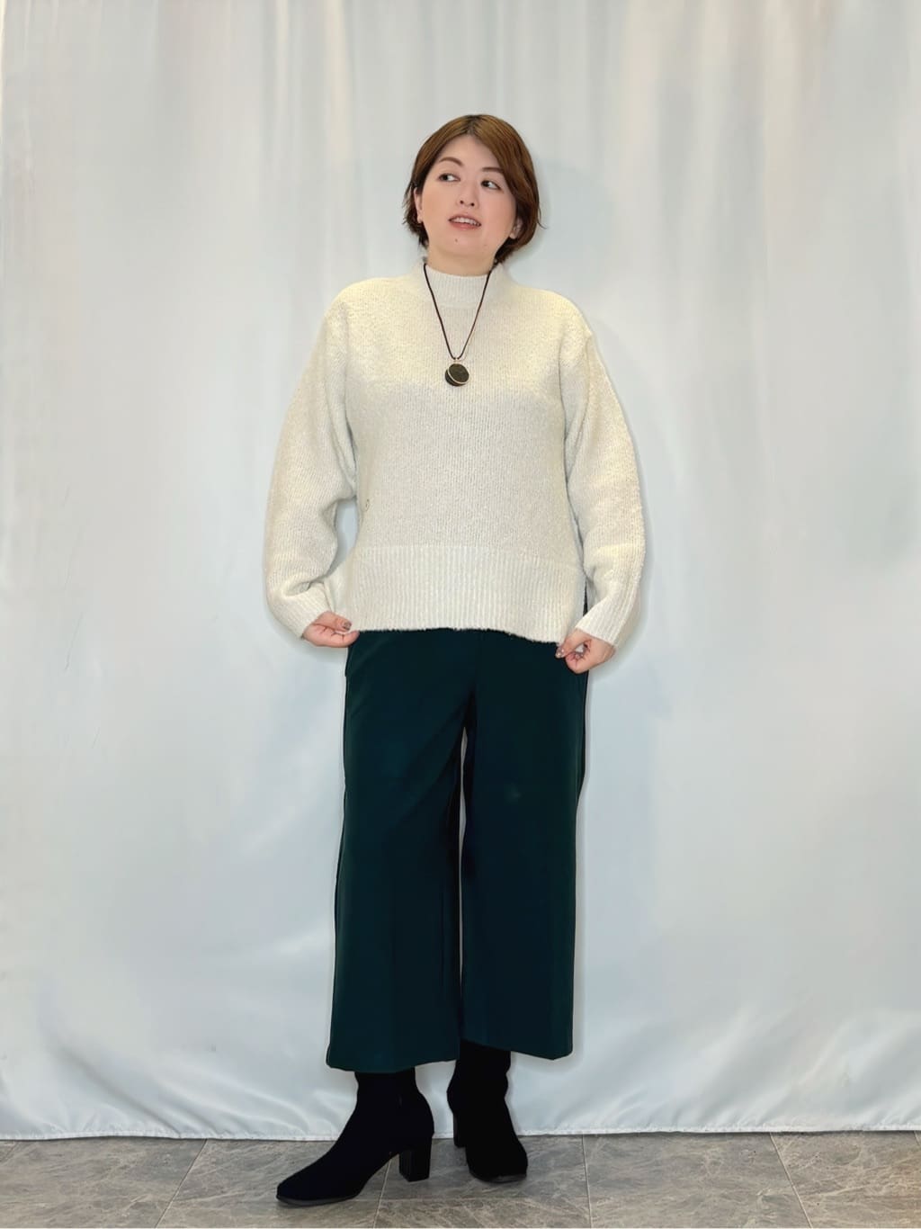 たみさんの「SHOO･LA･RUE｜【洗濯機可/S-LL】きちんと見えする あったか裏起毛ガウチョパンツ」を使ったコーディネート