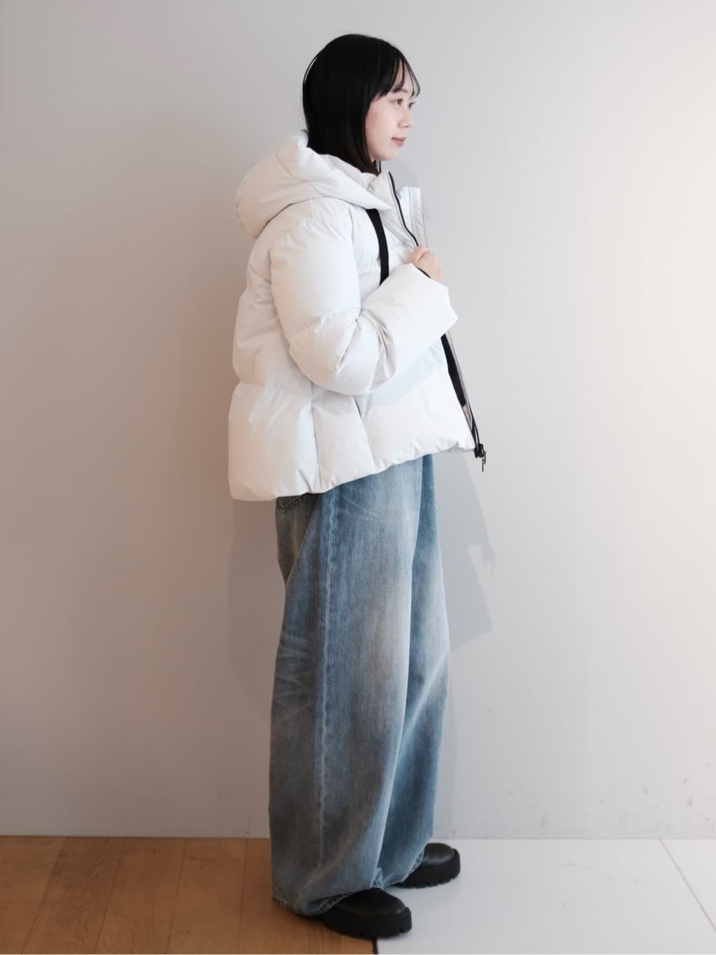 Kishimotoさんの「DRESSTERIOR｜◆Dhyana．（ディアナドット） バックファスナー チェルシーブーツ」を使ったコーディネート