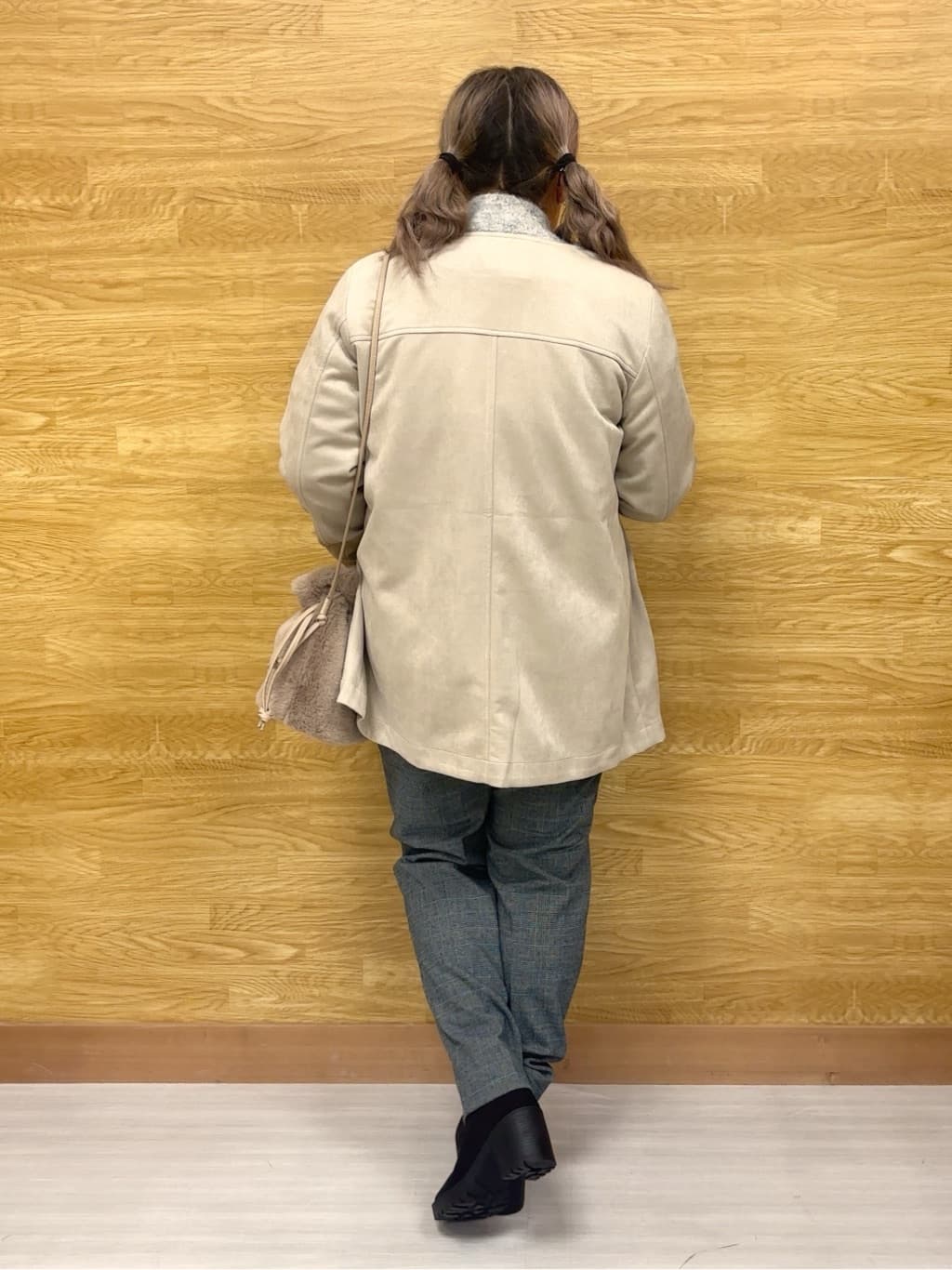 ぁむさんの「SHOO･LA･RUE｜【S-LL】上品さを纏う やわらかフェイクスエード ミドル丈ブルゾン」を使ったコーディネート