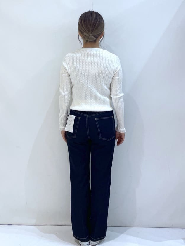 manaさんの「OPAQUE.CLIP｜【植草美幸先生が指南する好印象スタイル】《丈が選べる》ストレートデニムパンツ【洗濯機洗い可】」を使ったコーディネート