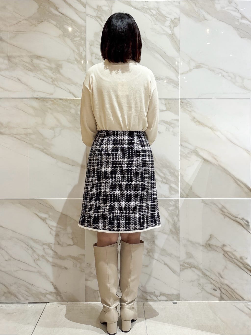 マキさんの「index｜ふんわりボトルネックパフスリーブニット【洗濯機OK】」を使ったコーディネート