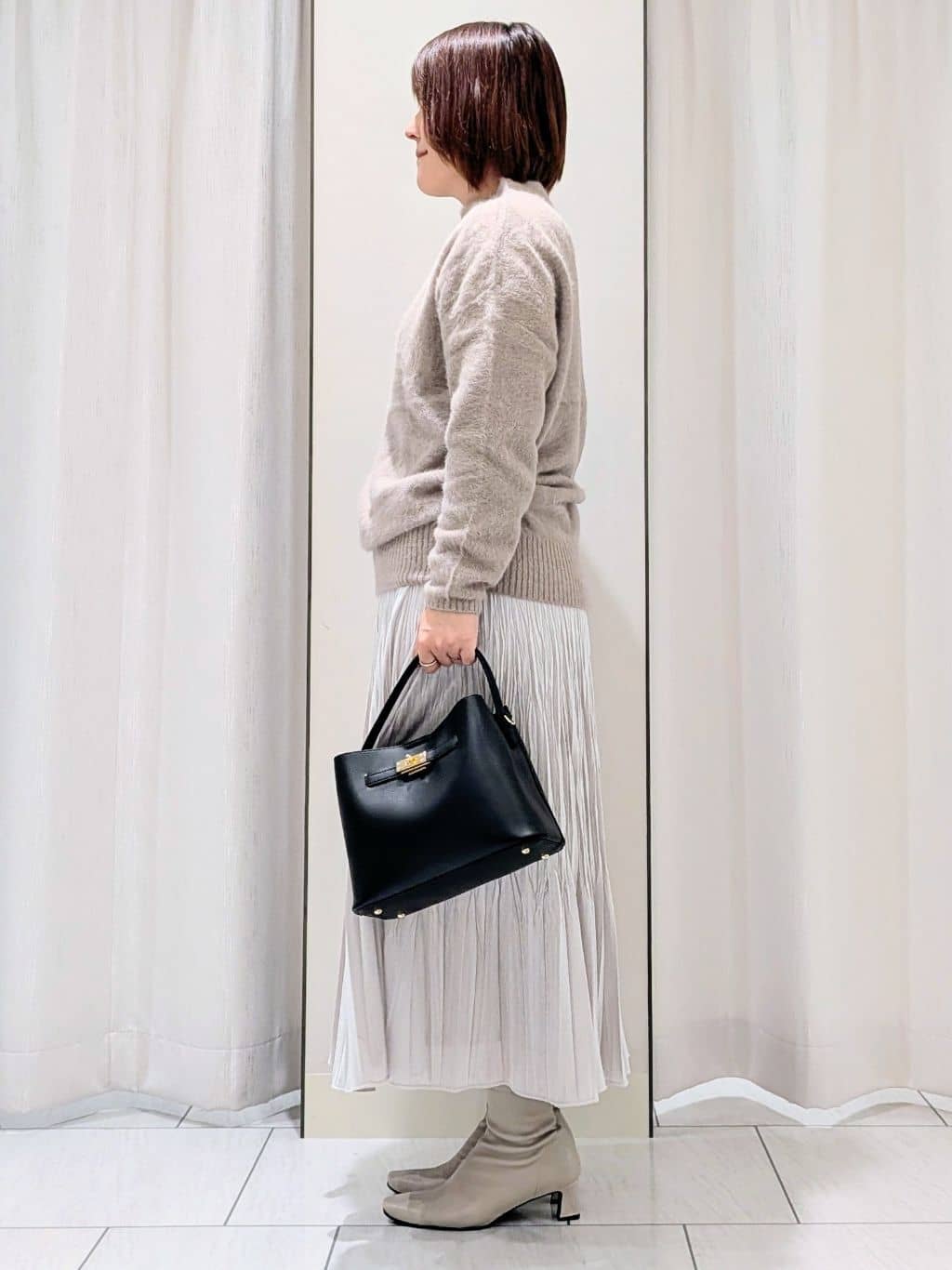 Onumaさんの「UNTITLED｜【大人な品格/ふわふわニット】フォックスカシミヤ コクーンニット」を使ったコーディネート