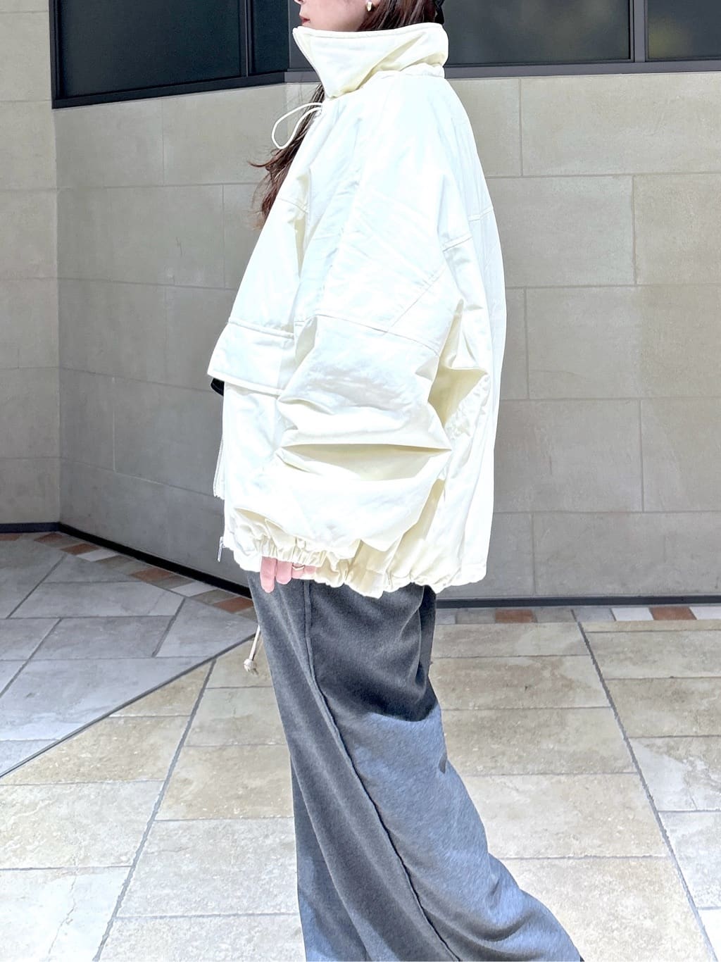 よねさんの「INDIVI｜◆Comfy SET UP｜イージーストレートスラックス【セットアップ対応／通勤／カセット服】」を使ったコーディネート