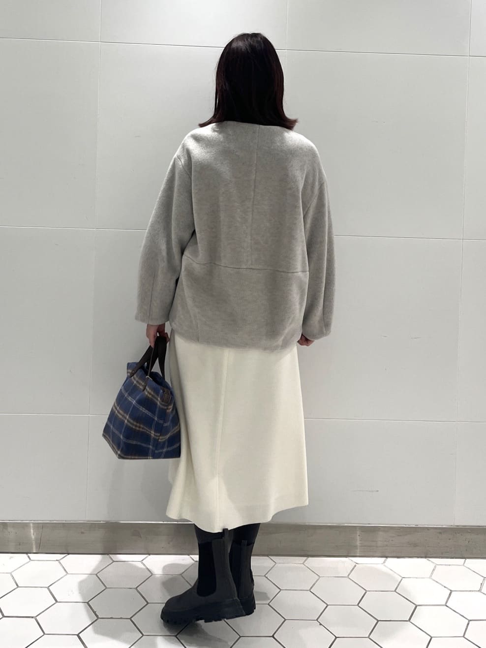 Makinoさんの「Dessin｜【洗える】ウールブレンド後ろボタンニット」を使ったコーディネート