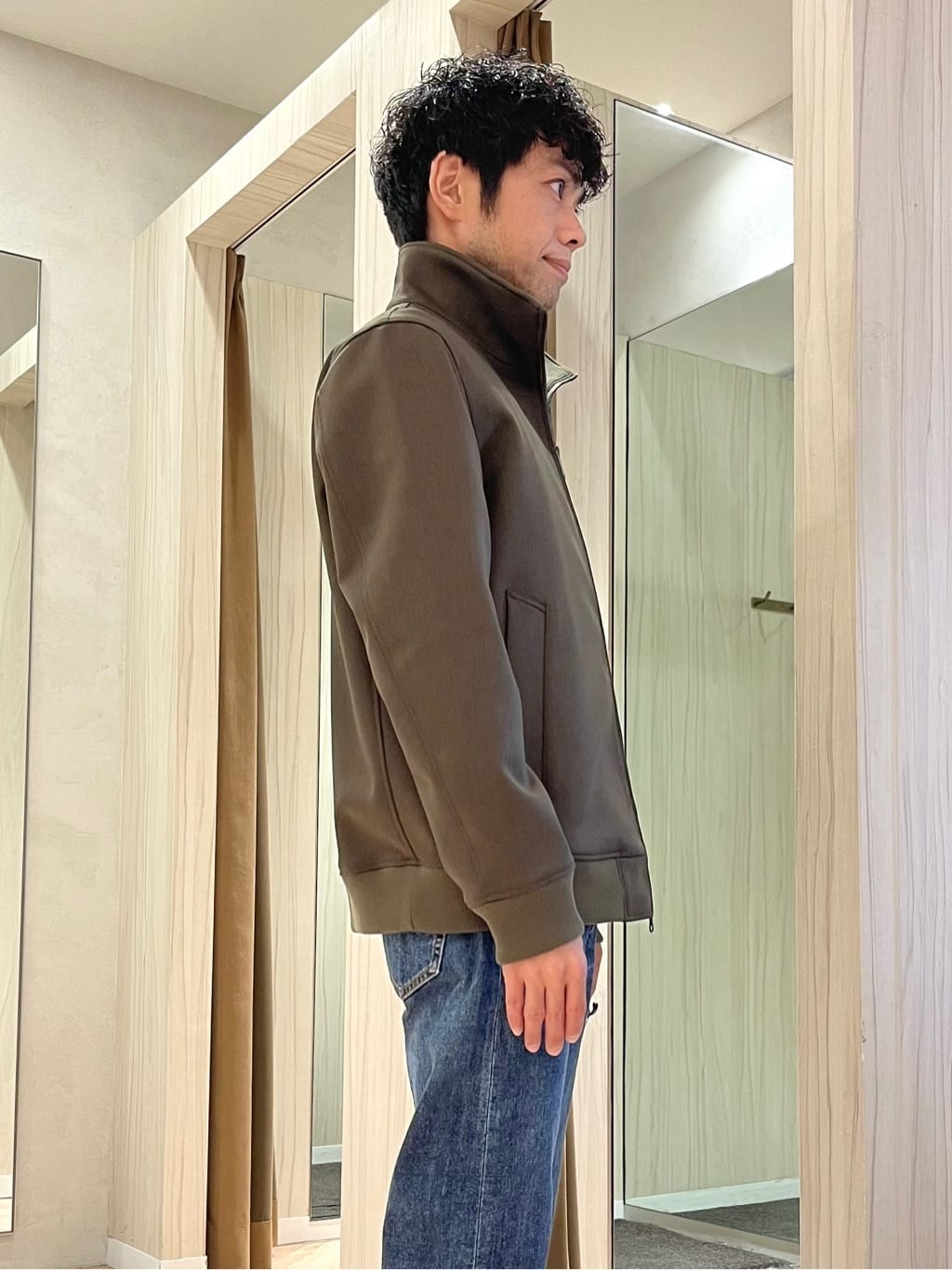 URAさんの「TAKEO KIKUCHI｜【Made in JAPAN】播州織 ドビー千鳥シャツ」を使ったコーディネート