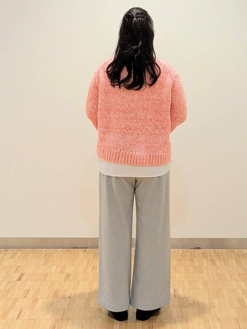 なおさんの「Reflect｜【一枚で着映え◎／ゆったり着られるワンサイズ】スパンコール&times;ラメニット」を使ったコーディネート