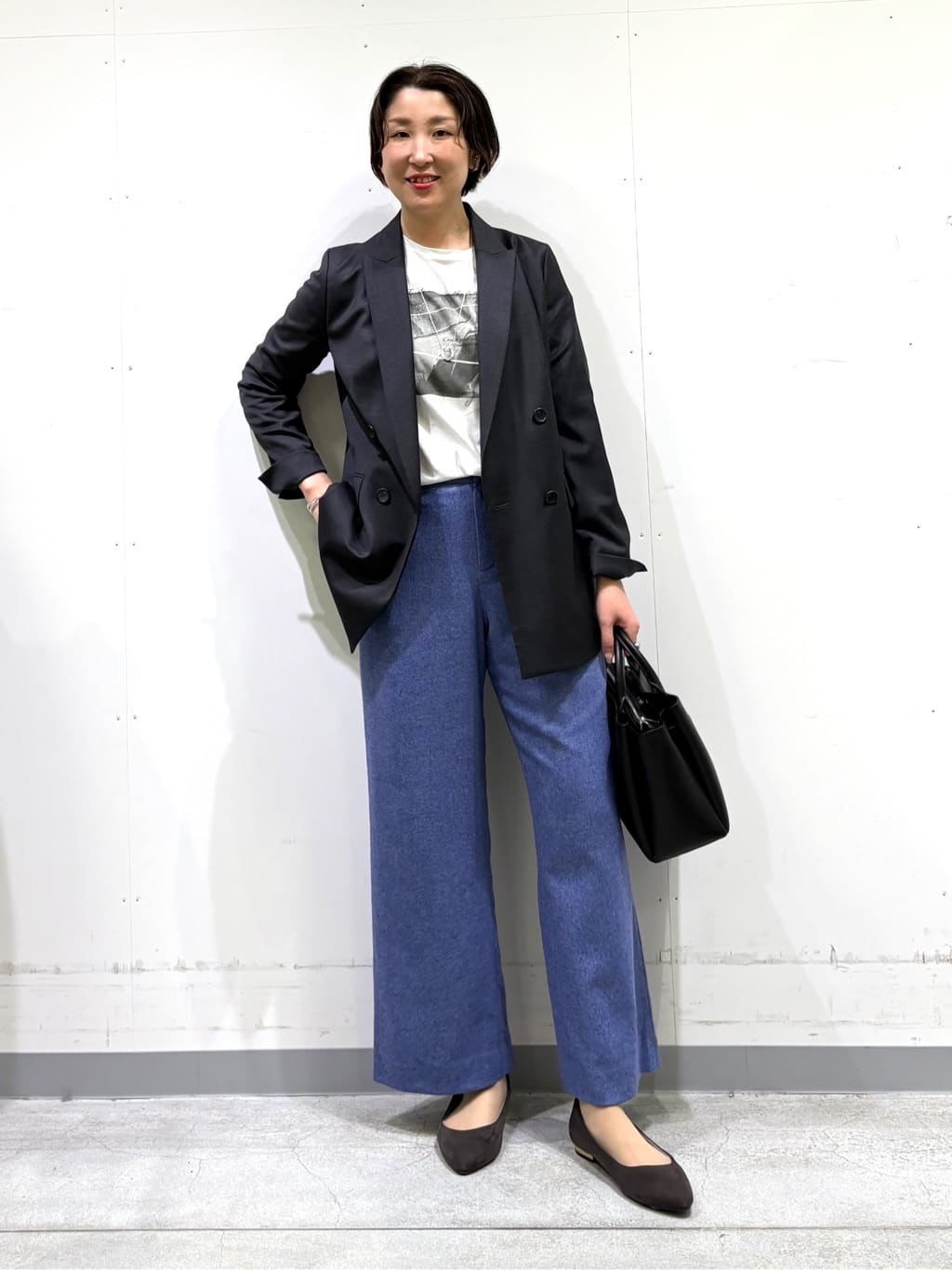 yuriさんの「INDIVI｜【UVケア】プリントフォトロングTシャツ」を使ったコーディネート