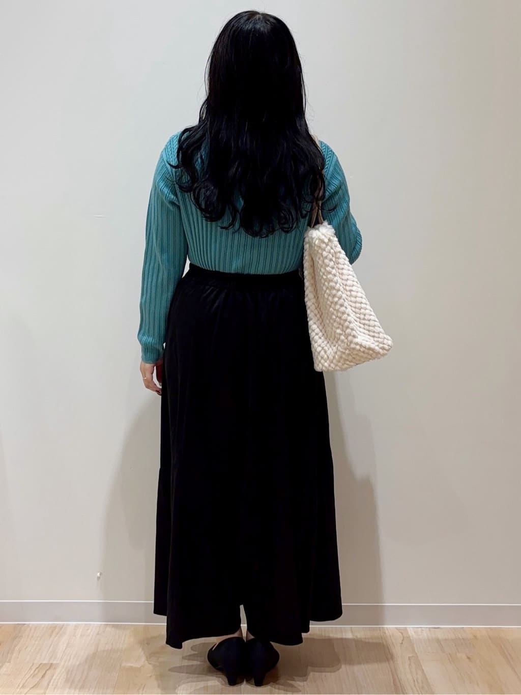 minamiさんの「grove｜【毛玉軽減／洗える】ミニケーブルニット」を使ったコーディネート
