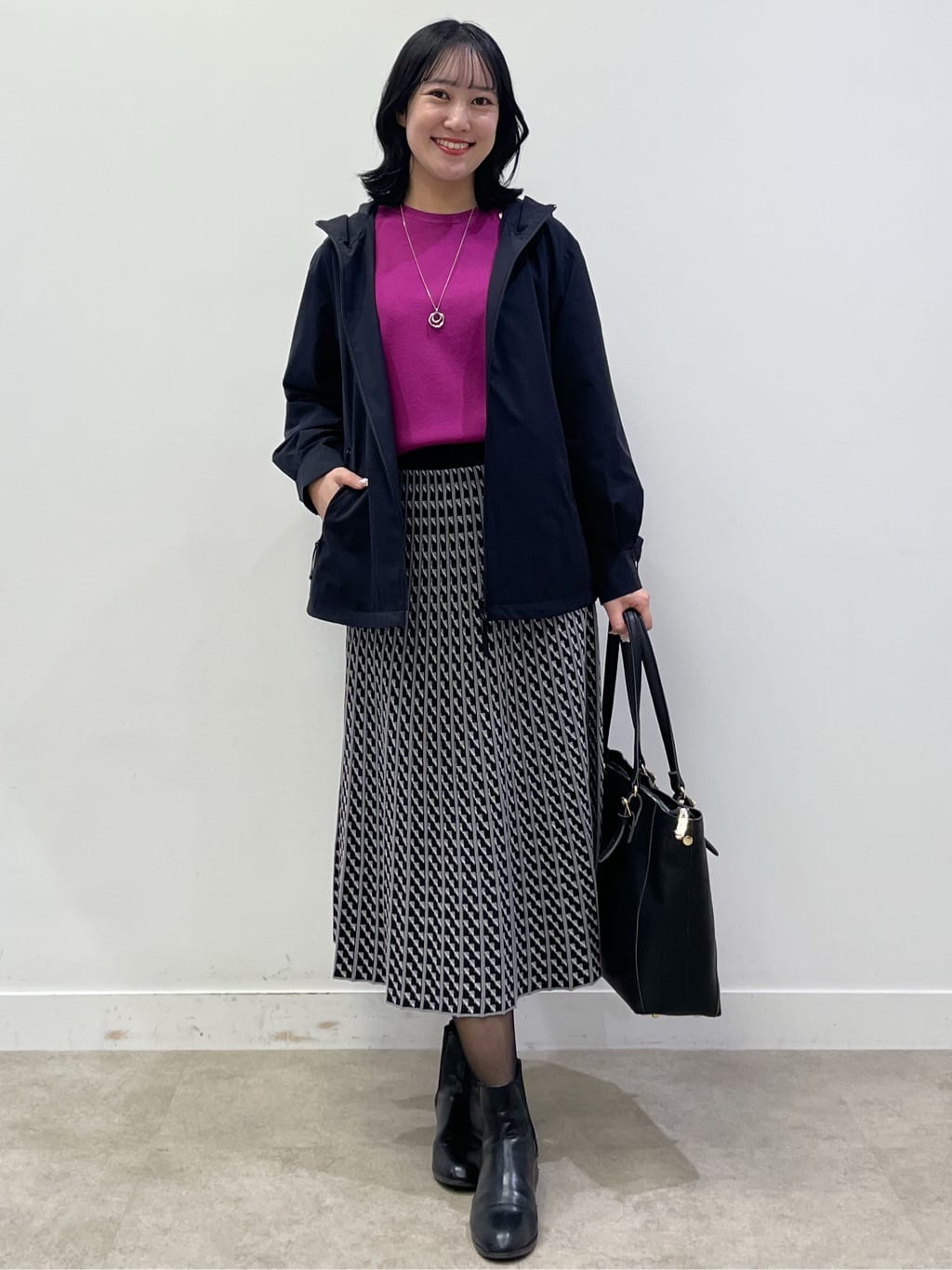 yukariさんの「Reflect｜【ライトアウター／キレイ見え／気軽な羽織に◎】スポーティライトアウター」を使ったコーディネート