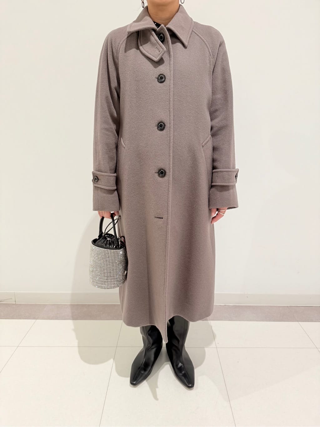 MIYAKAWAさんの「DRESSTERIOR｜Super110sウールステンカラーコート」を使ったコーディネート