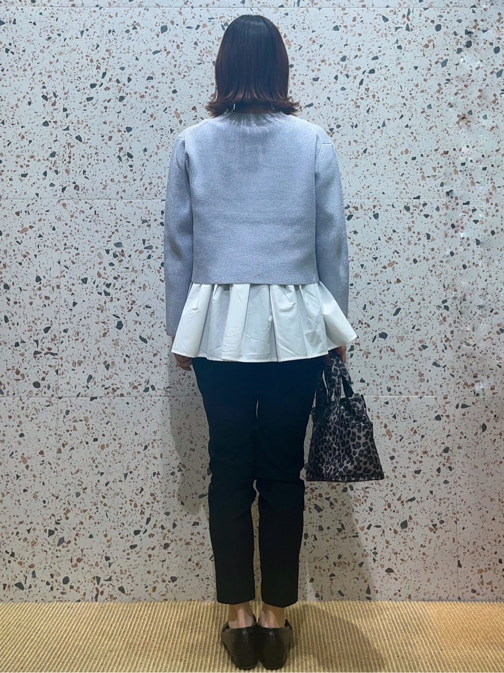 さくらさんの「OPAQUE.CLIP｜《ツインセット》ショートラメニット&times;フレアタンクトップ【洗濯機OK】」を使ったコーディネート
