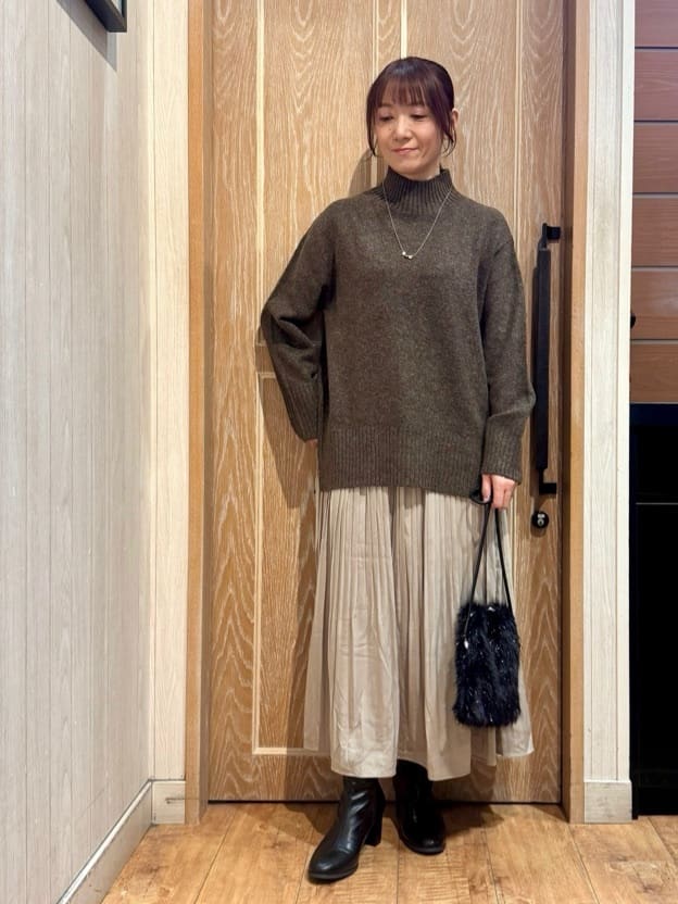 KAORIさんの「SHOO･LA･RUE｜【S-LL】ゆるシルエットな メランジタートルニット」を使ったコーディネート
