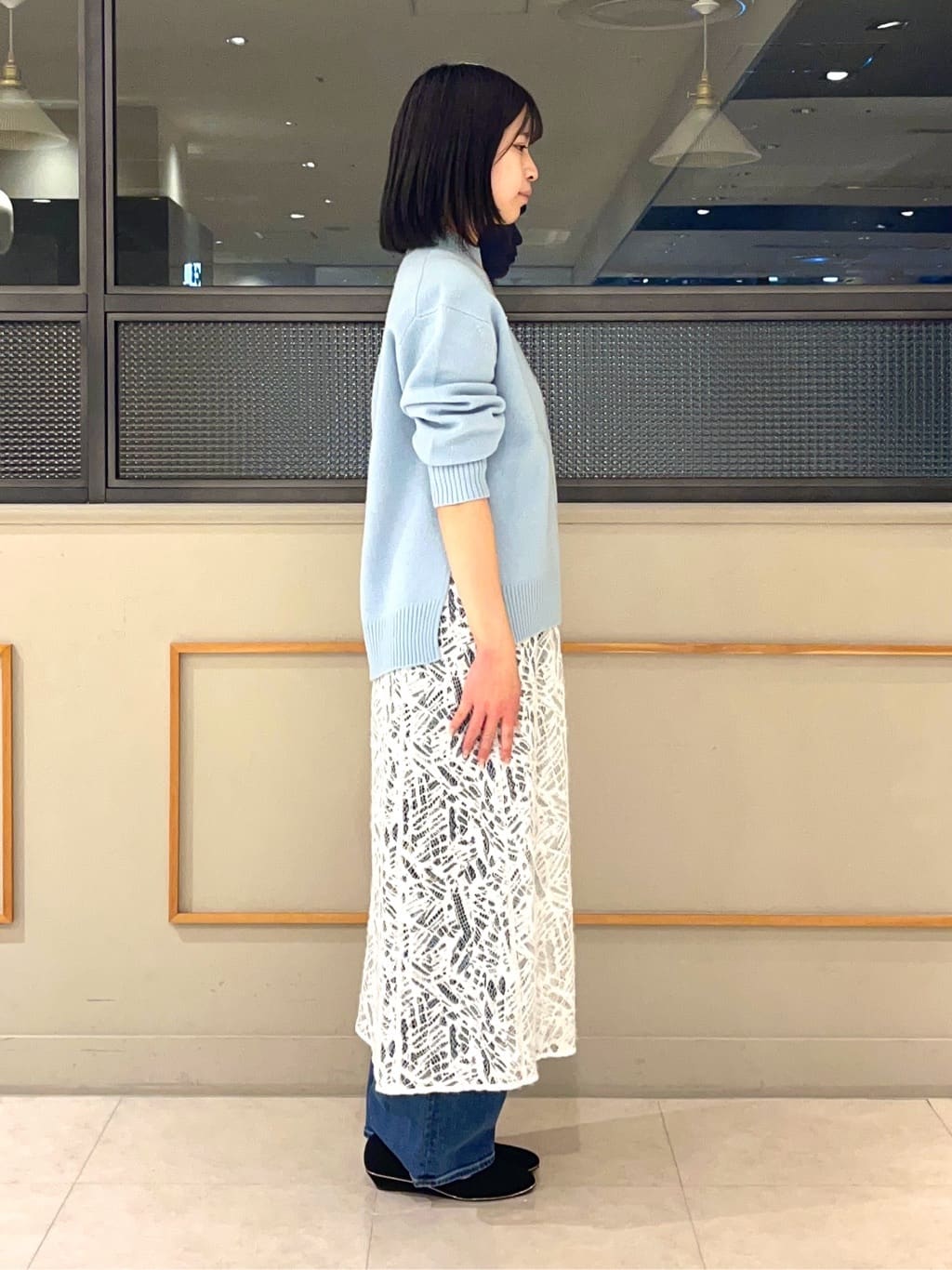 kumiさんの「INDIVI｜【冬ニット人気NO．1！／カシミヤ混】ミドルゲージハイネックニット」を使ったコーディネート