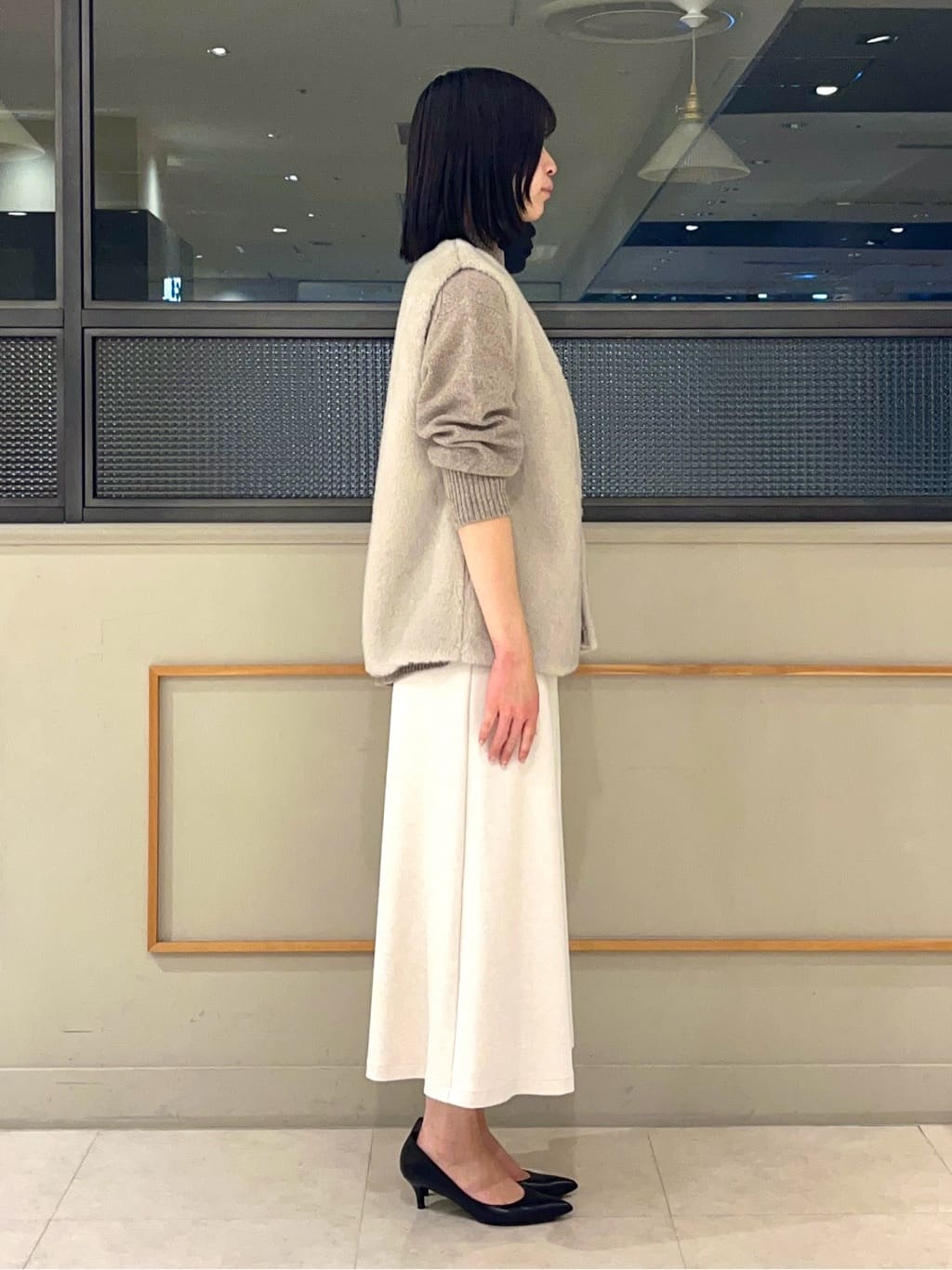 kumiさんの「INDIVI｜【冬ニット人気NO．1！／カシミヤ混】ミドルゲージハイネックニット」を使ったコーディネート