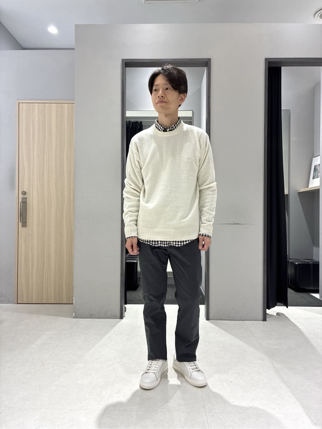 わいずみさんの「TAKEO KIKUCHI｜【袖取り外し可】デタッチャブル ダウンブルゾン」を使ったコーディネート