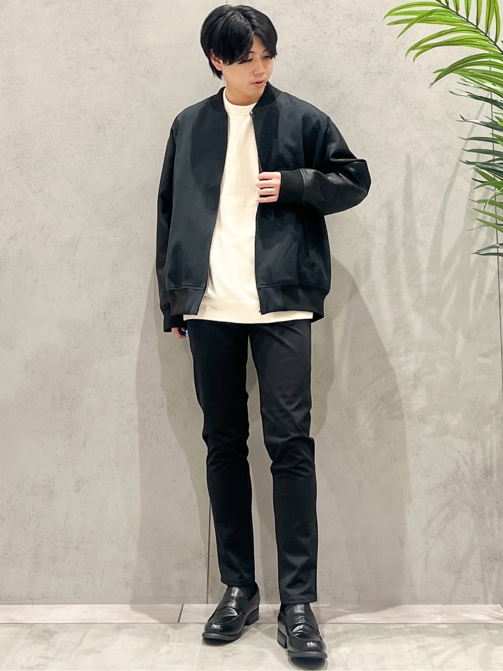 SHI-MAさんの「THE SHOP TK｜【1ランク上の大人カジュアルに】異素材コンビ リブブルゾン」を使ったコーディネート