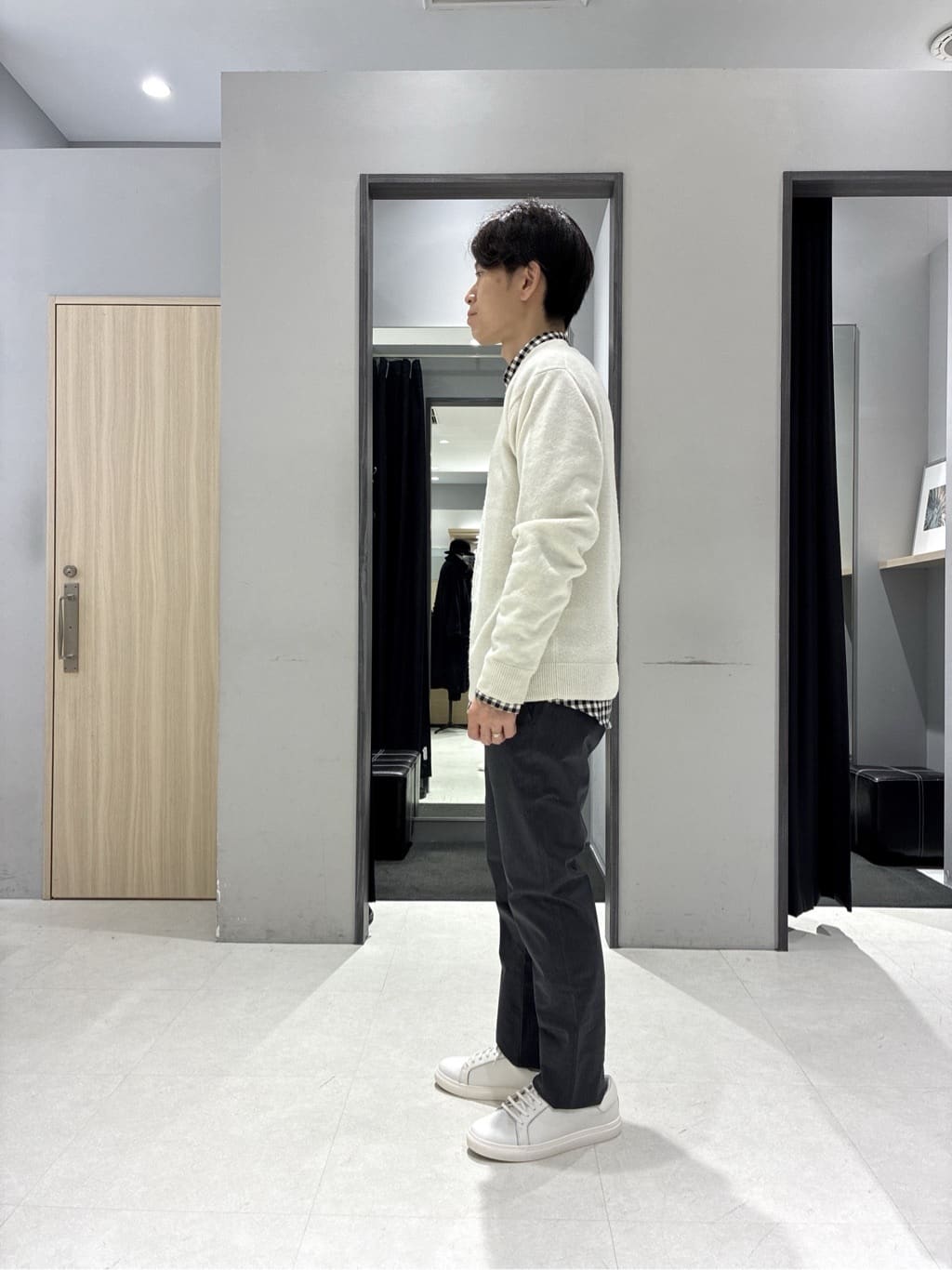 わいずみさんの「TAKEO KIKUCHI｜【袖取り外し可】デタッチャブル ダウンブルゾン」を使ったコーディネート