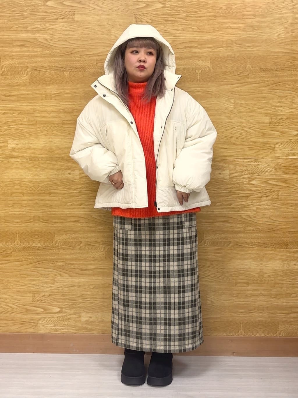ぁむさんの「SHOO･LA･RUE｜【撥水/あったか】たっぷり着られる 中綿モンスターショートコート」を使ったコーディネート