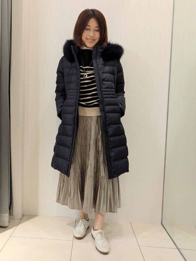 u-macoさんの「UNTITLED｜【はっ水機能/フード取り外し可/防寒】ロングダウンコート」を使ったコーディネート
