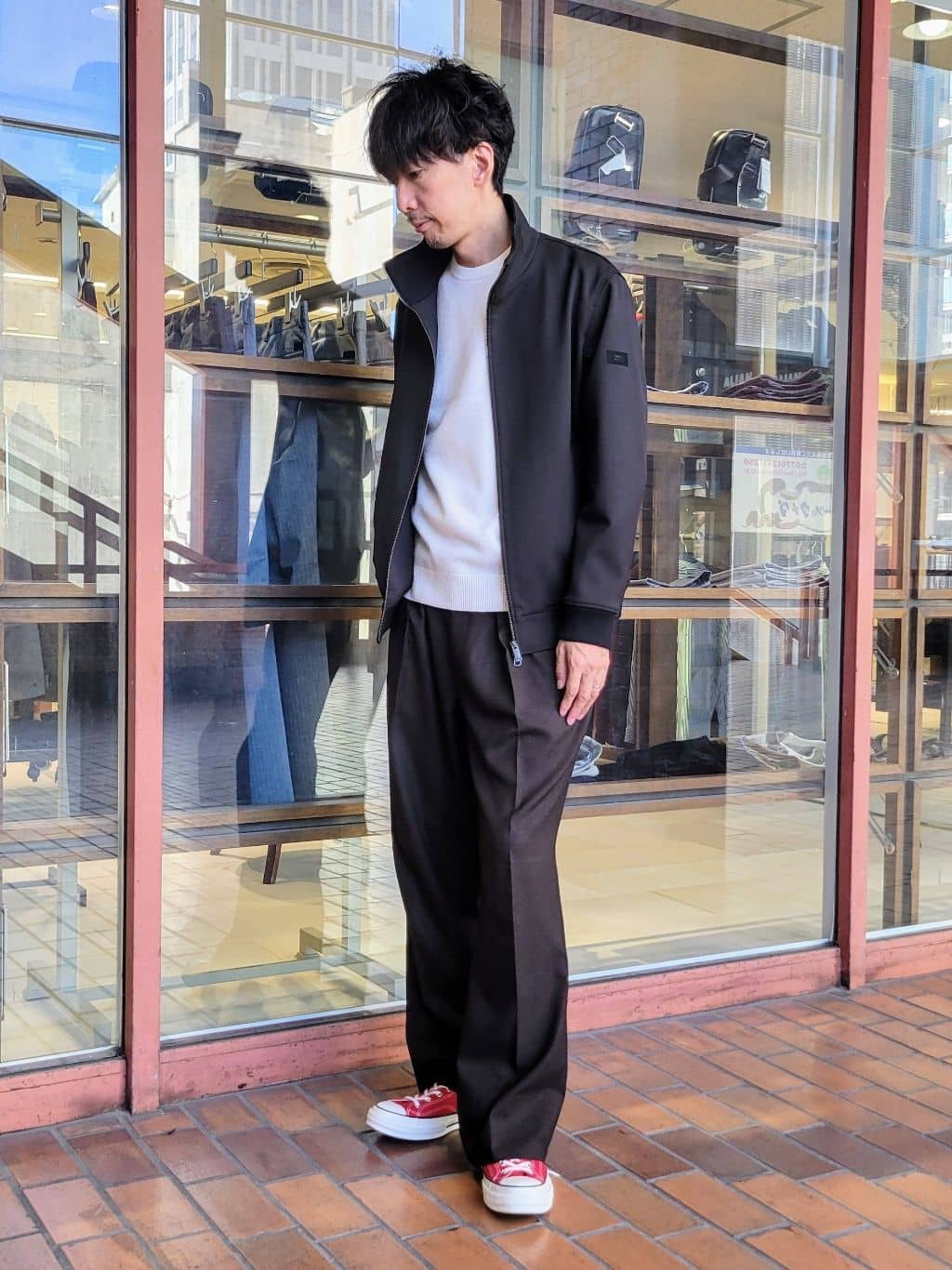 piroyaさんの「TAKEO KIKUCHI｜【JUST ONE LAYER】ダウンファブリック ジップアップ リブ ブルゾン」を使ったコーディネート