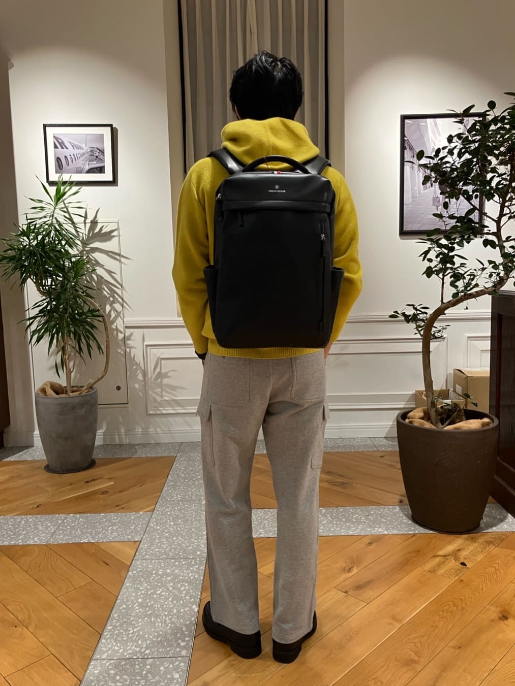 junyaさんの「DRESSTERIOR｜◆カシミヤブレンドフードニット」を使ったコーディネート