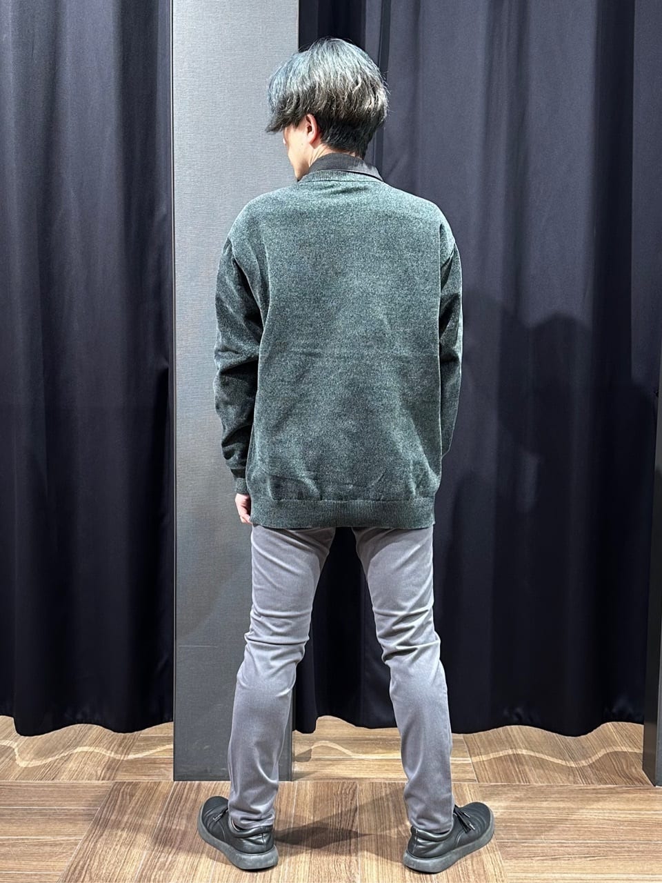 tomoyaさんの「THE SHOP TK｜【触れるたびに心地良い】ライトモールニット　洗濯機OK/ユニセックスでおすすめ！」を使ったコーディネート
