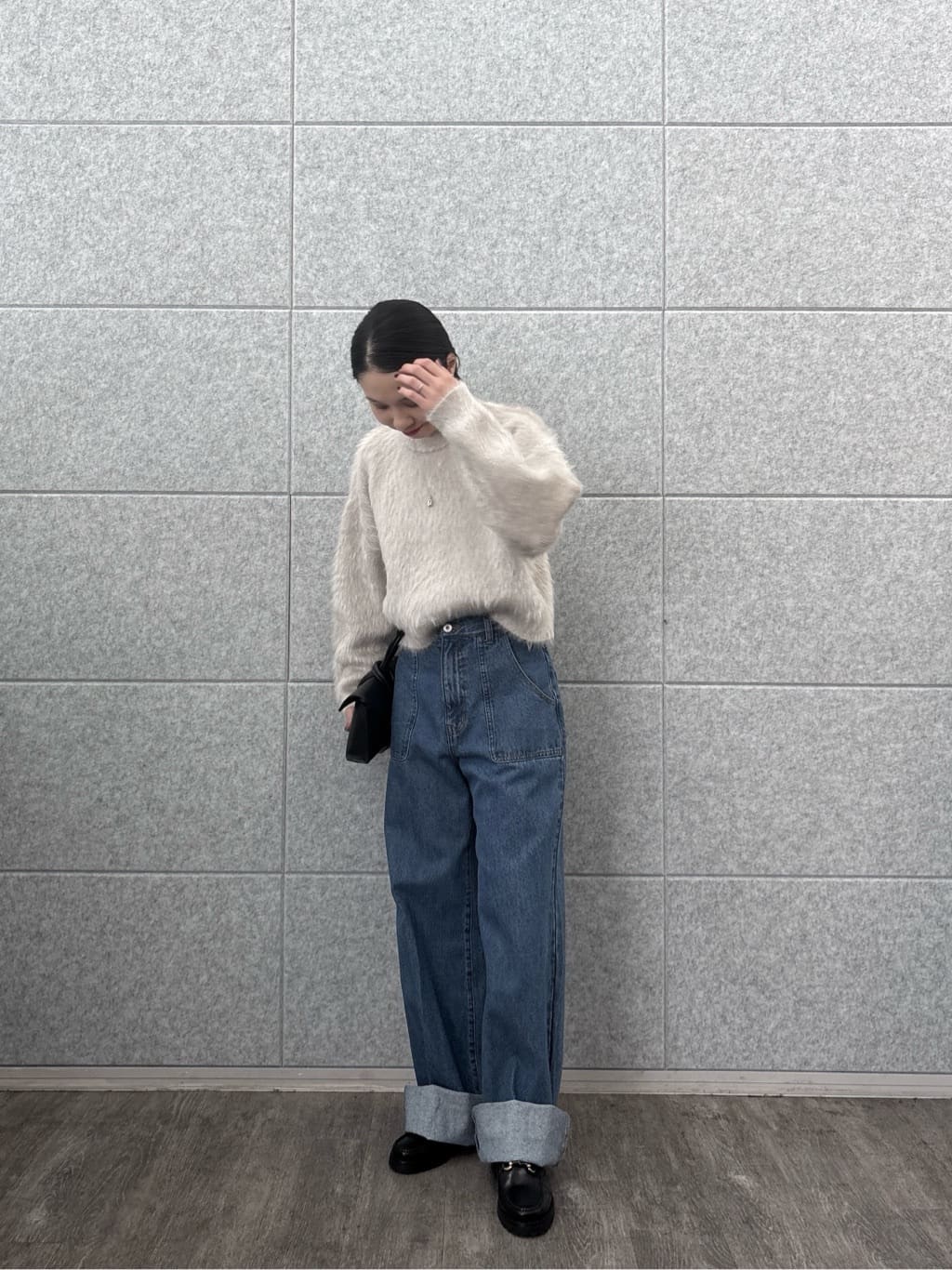 ひなさんの「INDIVI｜ロールアップデニム」を使ったコーディネート