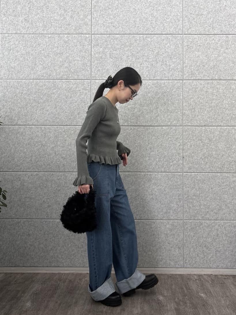ひなさんの「INDIVI｜ロールアップデニム」を使ったコーディネート